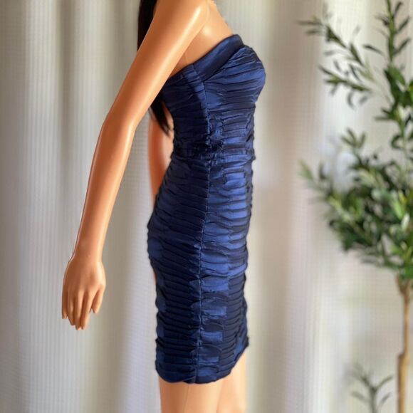 Vintage Y2K Daisy Brand‎ Navy Ruched Satin Bodycon Strapless Mini Dress Size S - Picture 3 of 7